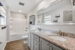 5622 Riviera Dr, Milton, FL 32583 - Photo 10