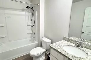 6311 Burrow Ln, Pensacola, FL 32526 - Photo 10