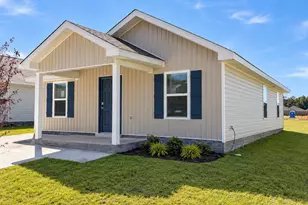 6549 Firefly Dr, Milton, FL 32583 - Photo 2