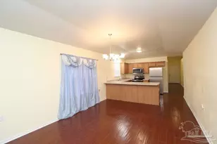 5926 Bilek Dr, Pensacola, FL 32526 - Photo 4