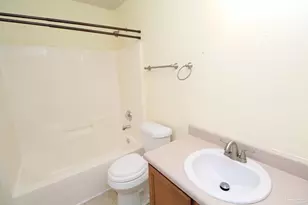 5926 Bilek Dr, Pensacola, FL 32526 - Photo 12