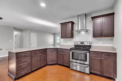 5570 Peachtree Ct, Pensacola, FL 32504 - Photo 10