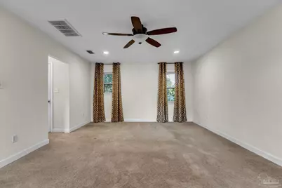 5570 Peachtree Ct, Pensacola, FL 32504 - Photo 16