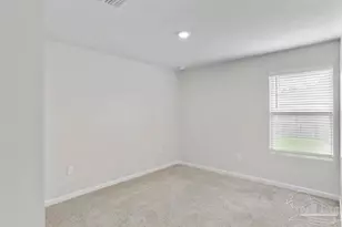 3889 James Stovall St, Pensacola, FL 32526 - Photo 6
