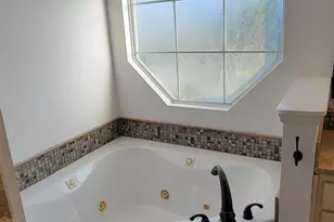 5016 Chandelle Dr, Pensacola, FL 32507 - Photo 14