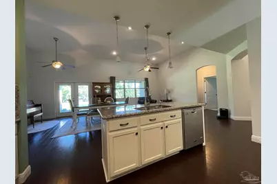 1938 Cardinal Ln, Navarre, FL 32566 - Photo 18