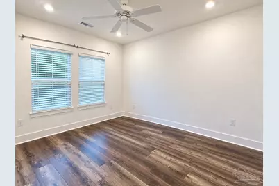 4675 Geneva Dr, Pensacola, FL 32526 - Photo 8