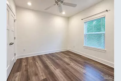 4675 Geneva Dr, Pensacola, FL 32526 - Photo 6
