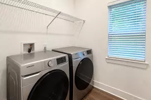 4675 Geneva Dr, Pensacola, FL 32526 - Photo 10