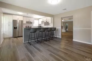 421 Seamarge Ln, Pensacola, FL 32507 - Photo 2