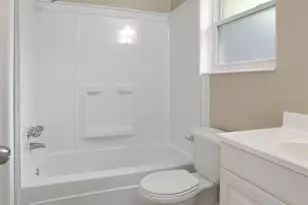 421 Seamarge Ln, Pensacola, FL 32507 - Photo 14