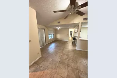 6978 Spanish Trail Rd, Pensacola, FL 32504 - Photo 4