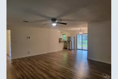 7545 Sandy Creek Dr, Pensacola, FL 32506 - Photo 4