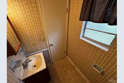 4240 Del Almirante Cir, Pace, FL 32571 - Photo 16