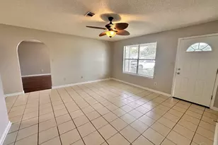 819 Amberway Dr, Pensacola, FL 32506 - Photo 4