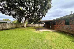 819 Amberway Dr, Pensacola, FL 32506 - Photo 16
