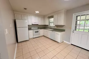 819 Amberway Dr, Pensacola, FL 32506 - Photo 6