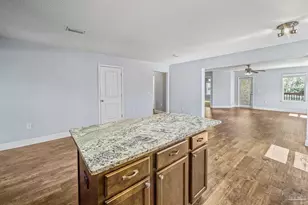 6052 Whisper Creek Boulevard, Milton, FL 32570 - Photo 10