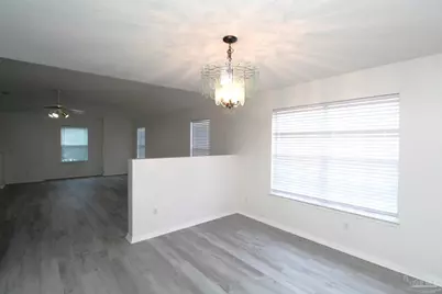 2432 Gulf Breeze Ave, Pensacola, FL 32507 - Photo 6