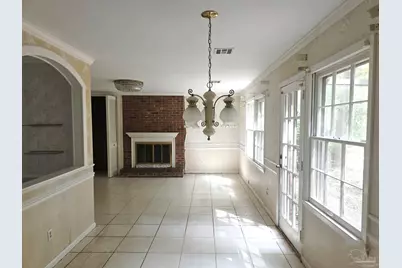 1076 Candlewood Cir, Pensacola, FL 32514 - Photo 8