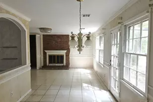 1076 Candlewood Cir, Pensacola, FL 32514 - Photo 8