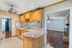 2352 Silversides Loop, Pensacola, FL 32526 - Photo 12