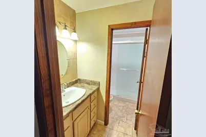 2149 Yardley Cir, Pensacola, FL 32526 - Photo 12