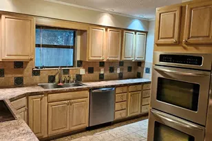 2149 Yardley Cir, Pensacola, FL 32526 - Photo 6