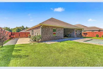 8024 Silver Maple Dr, Milton, FL 32583 - Photo 10
