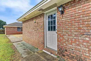 1085 Farmington, Pensacola, FL 32504 - Photo 50