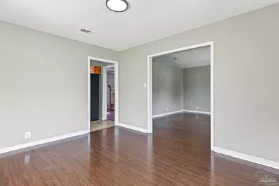 1085 Farmington, Pensacola, FL 32504 - Photo 10