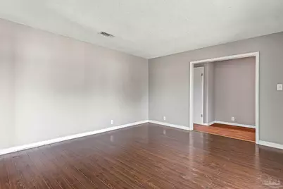 1085 Farmington, Pensacola, FL 32504 - Photo 8