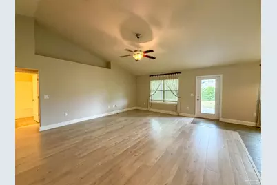 5680 Tucker Cir, Pace, FL 32571 - Photo 10