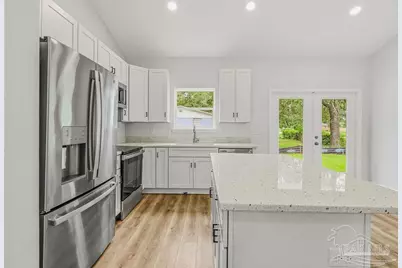 8045 Price St, Pensacola, FL 32534 - Photo 12