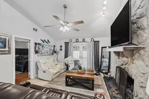 6099 Hilburn Rd, Pensacola, FL 32504 - Photo 24
