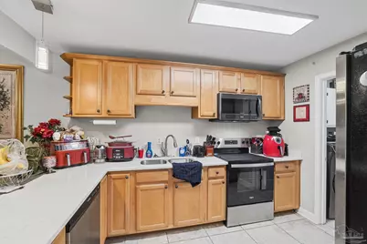 6099 Hilburn Rd, Pensacola, FL 32504 - Photo 16