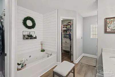 4220 Lancaster Gate Dr, Pace, FL 32571 - Photo 20