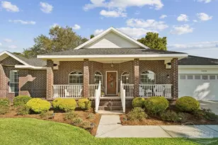 4220 Lancaster Gate Dr, Pace, FL 32571 - Photo 2
