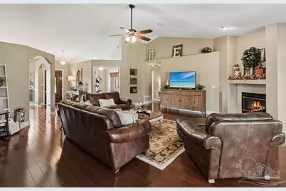 4220 Lancaster Gate Dr, Pace, FL 32571 - Photo 14