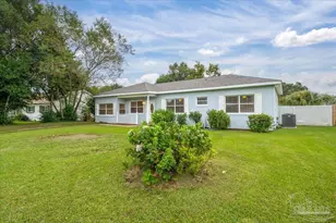 5 Benton Rd, Pensacola, FL 32506 - Photo 2