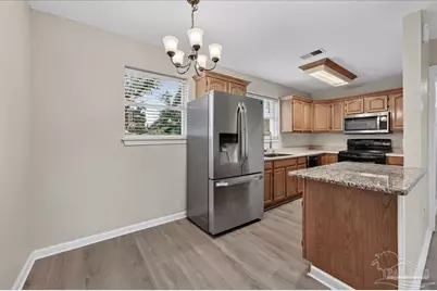 5 Benton Rd, Pensacola, FL 32506 - Photo 8