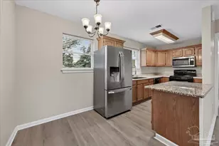 5 Benton Rd, Pensacola, FL 32506 - Photo 8