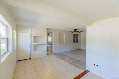 925 S Madison Dr, Pensacola, FL 32505 - Photo 12