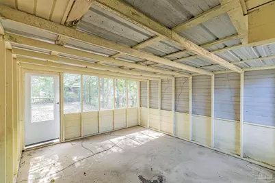 925 S Madison Dr, Pensacola, FL 32505 - Photo 14