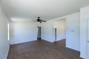 925 S Madison Dr, Pensacola, FL 32505 - Photo 4