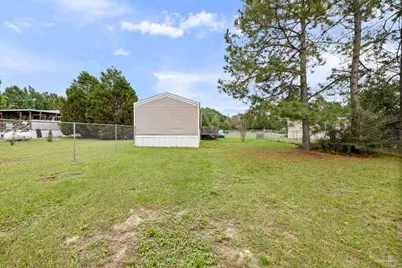 4619 Thoroughbred Dr, Milton, FL 32583 - Photo 4