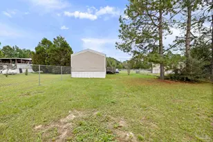 4619 Thoroughbred Dr, Milton, FL 32583 - Photo 4