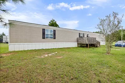 4619 Thoroughbred Dr, Milton, FL 32583 - Photo 2