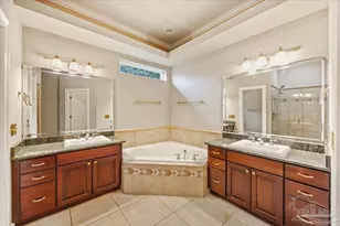 1386 Sound Forest Dr, Gulf Breeze, FL 32563 - Photo 10