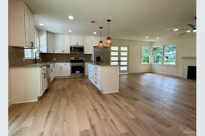 1800 N Baylen St, Pensacola, FL 32501 - Photo 32